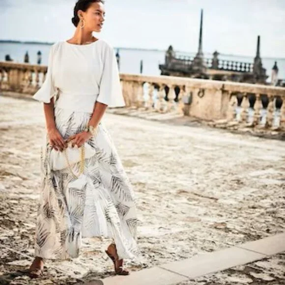 WHITE HOUSE BLACK MARKET ISLAND PALM ECRU ICONIC MAXI SKIRT